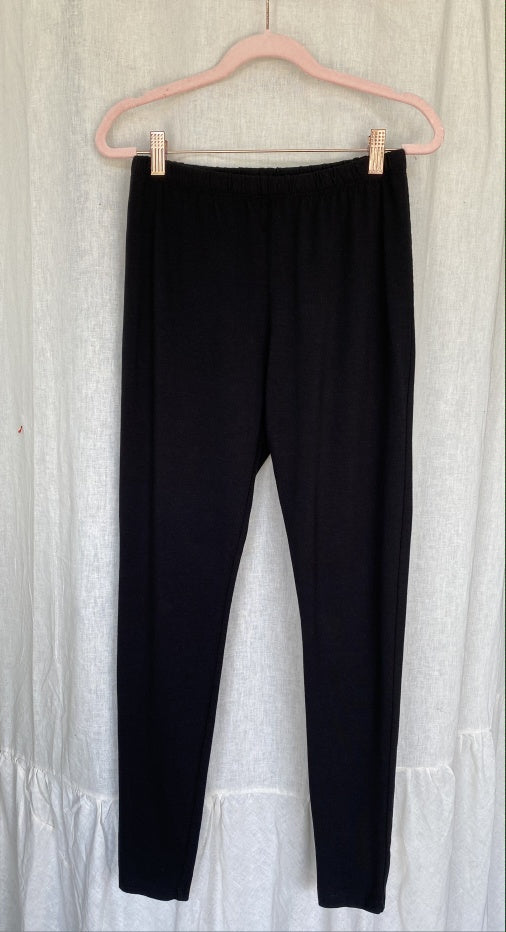 Marketplace - M - Black Cotton Knit Leggins