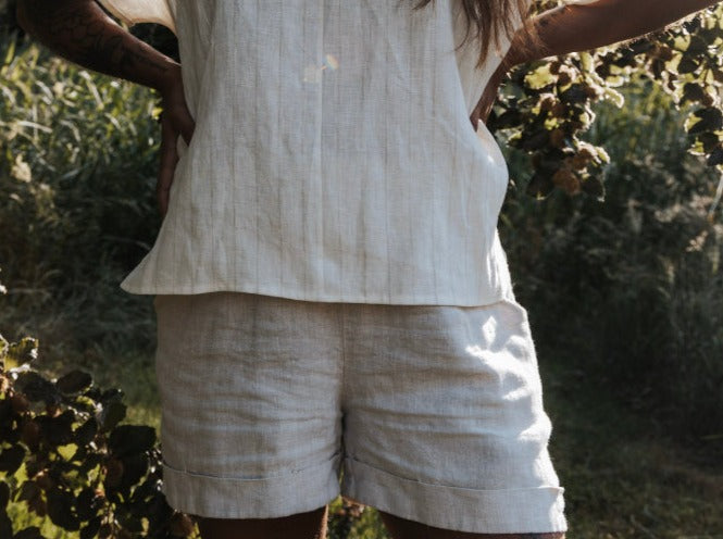 The Cuff Shorts - Antique Linen