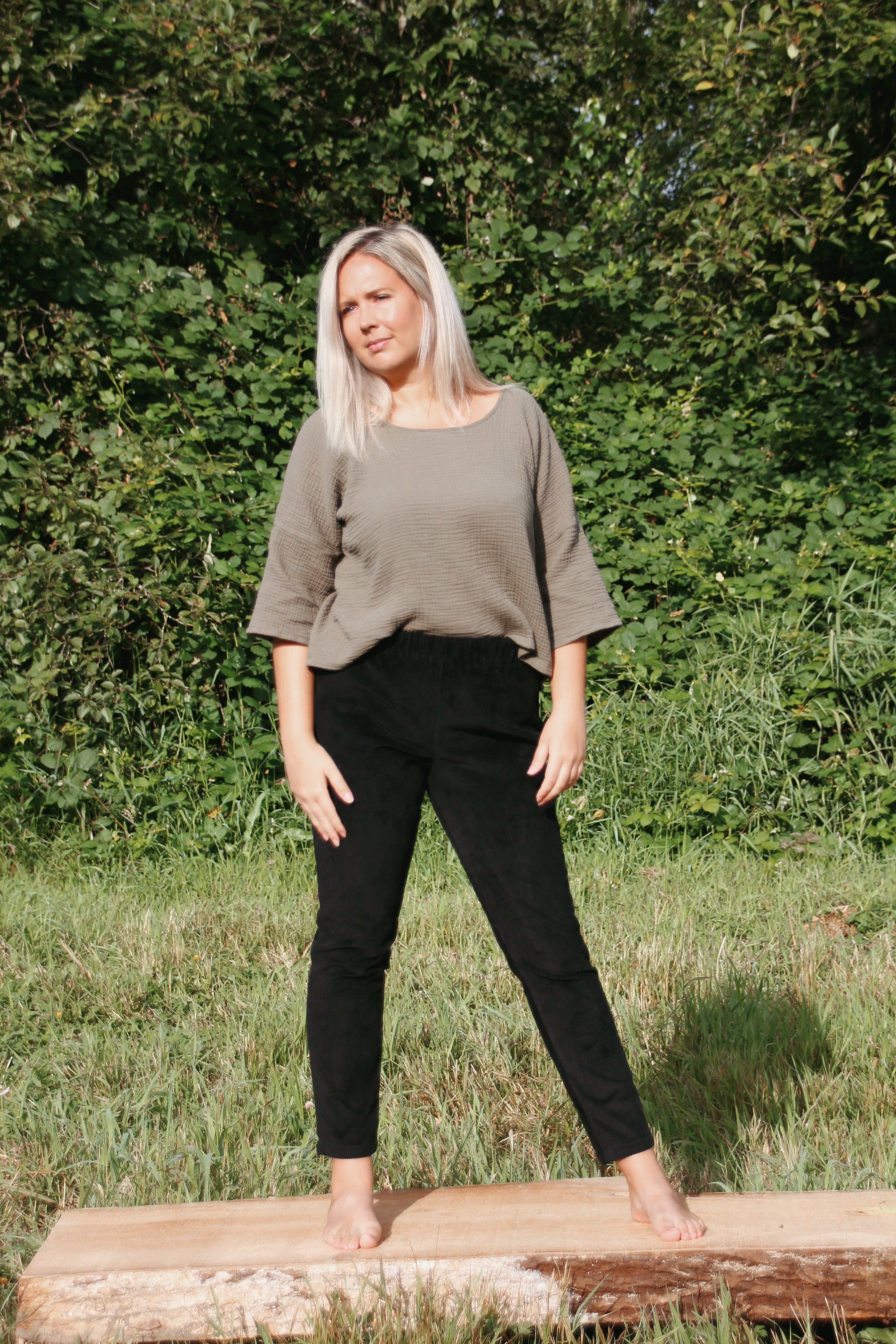 The Slacks - Corduroy 8 Wale