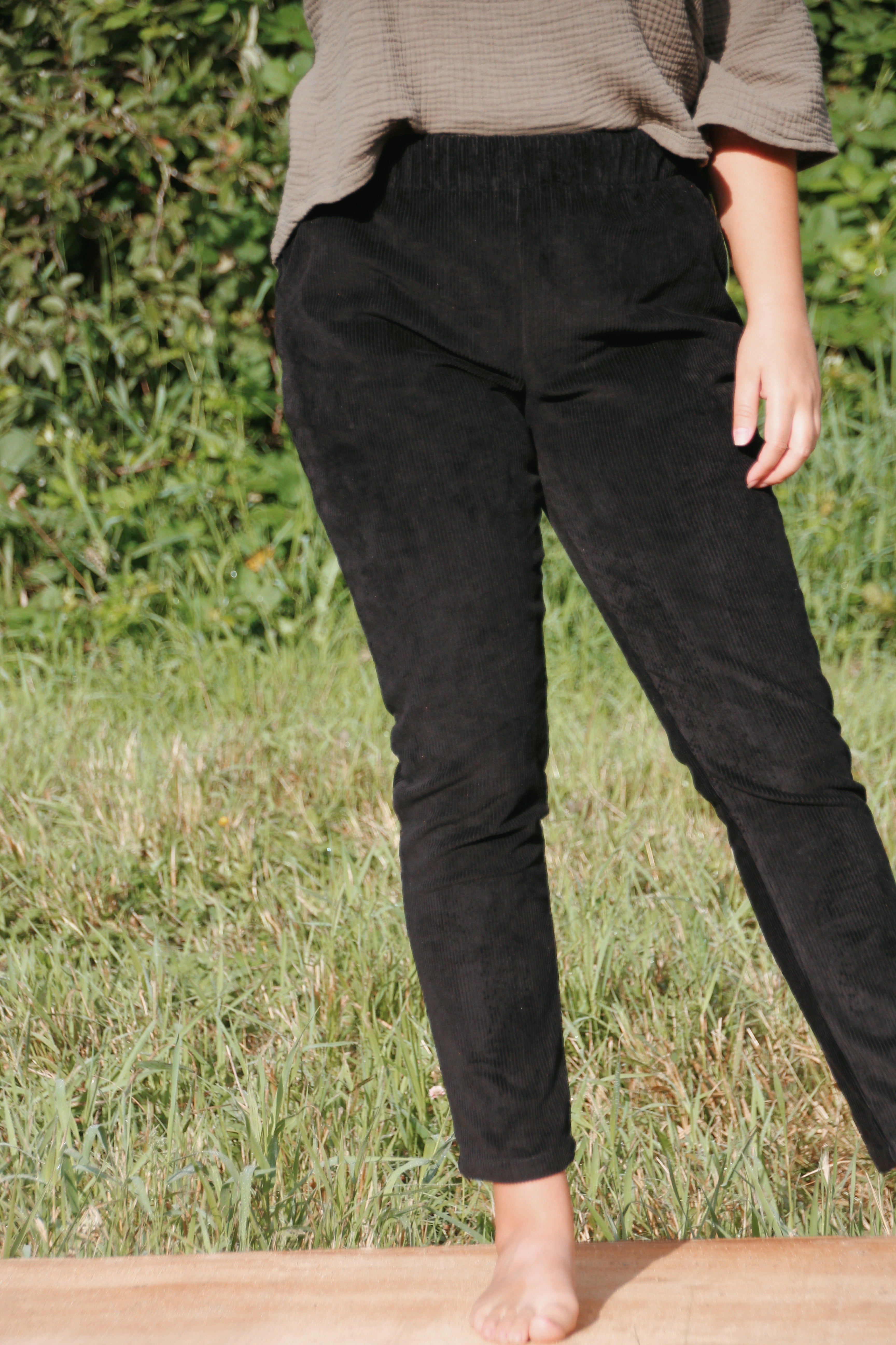 The Slacks - Corduroy 8 Wale