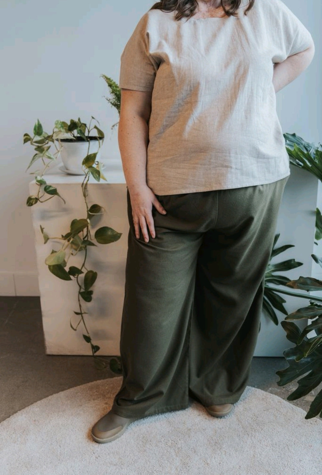 The Belle - Wide Leg Slacks - Raw Silk