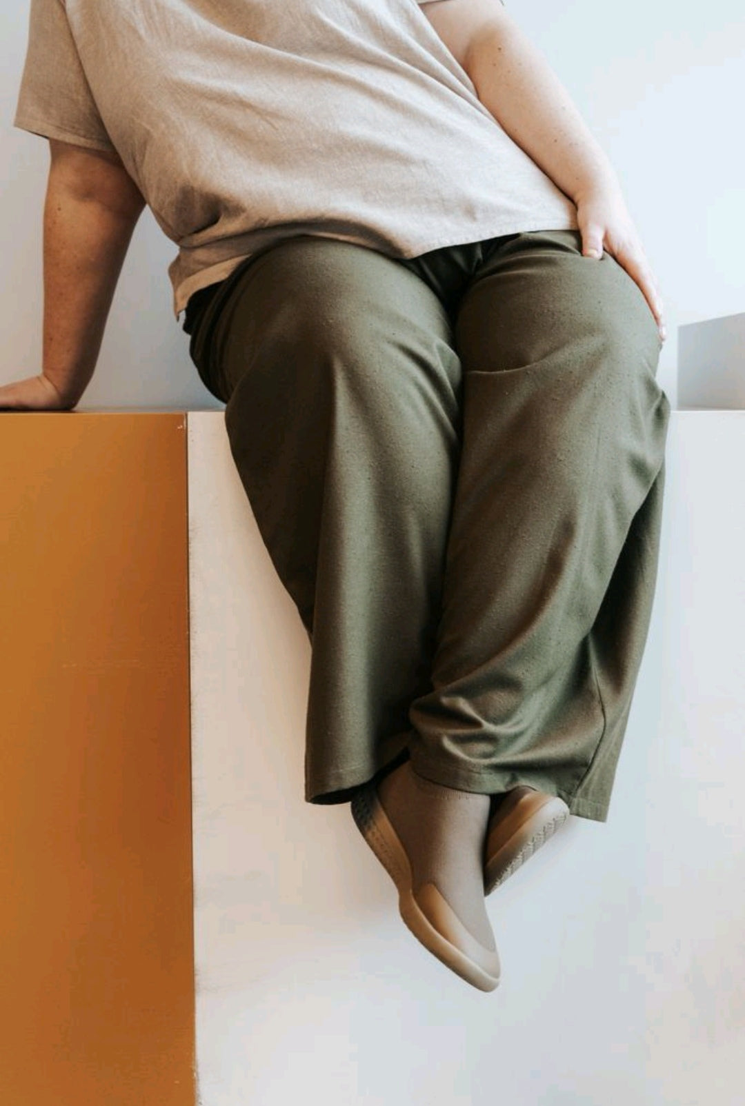 The Belle - Wide Leg Slacks - Raw Silk