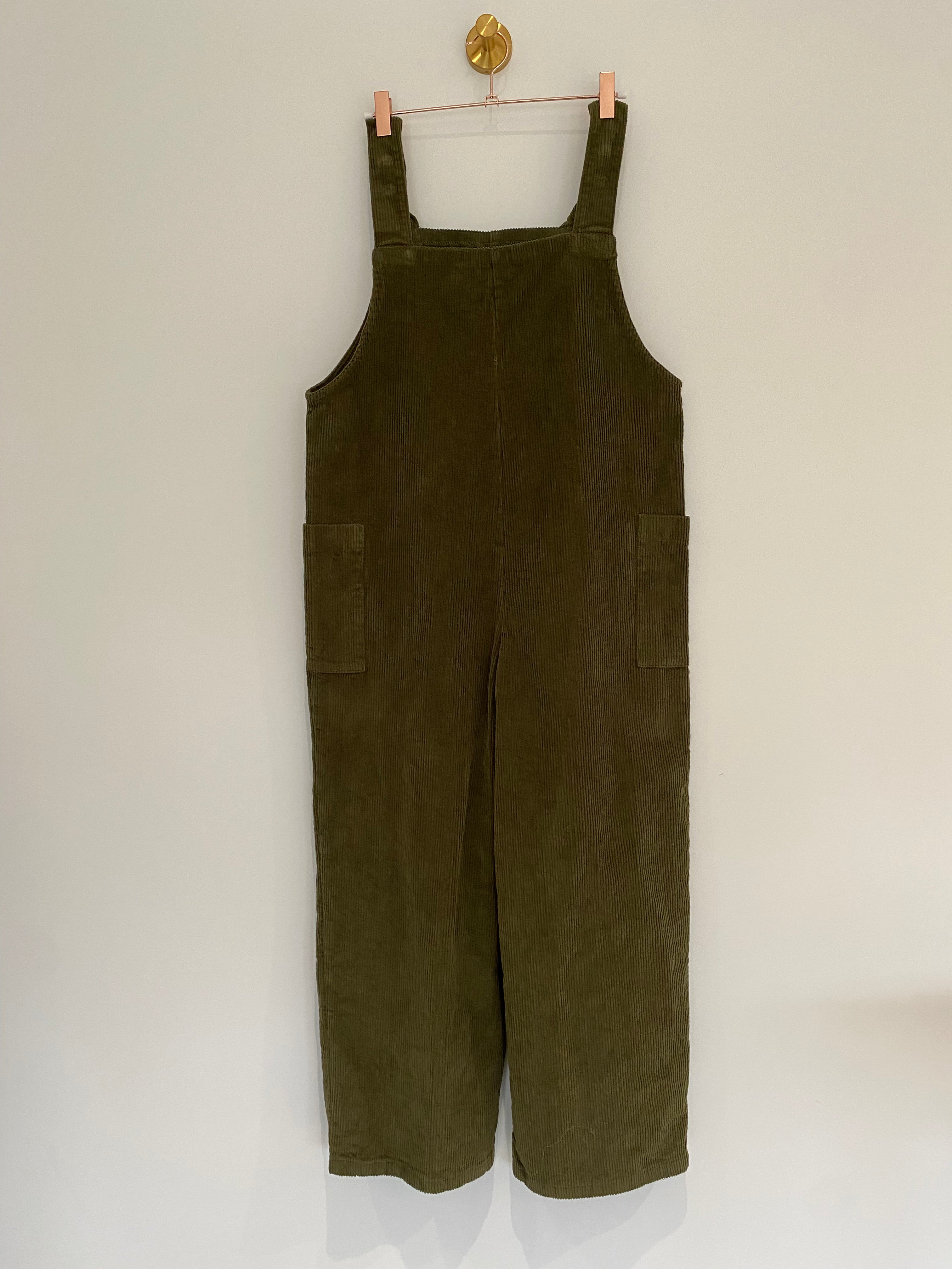 Marketplace - Medium - Wanderer Wide Leg Dungarees - 8 Wale Corduroy - Moss