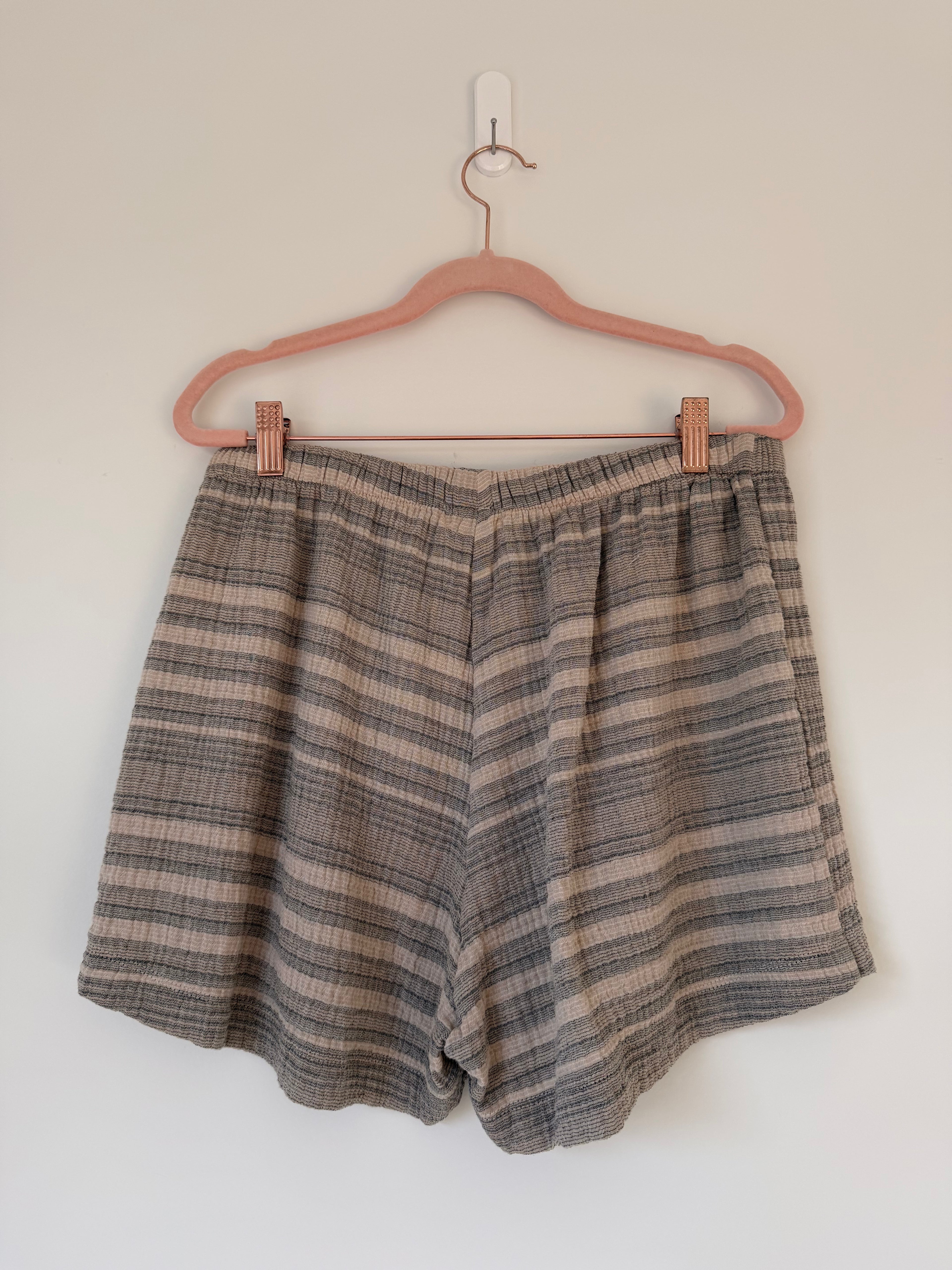 Marketplace - Medium - Gauze Shorts - Black Stripe
