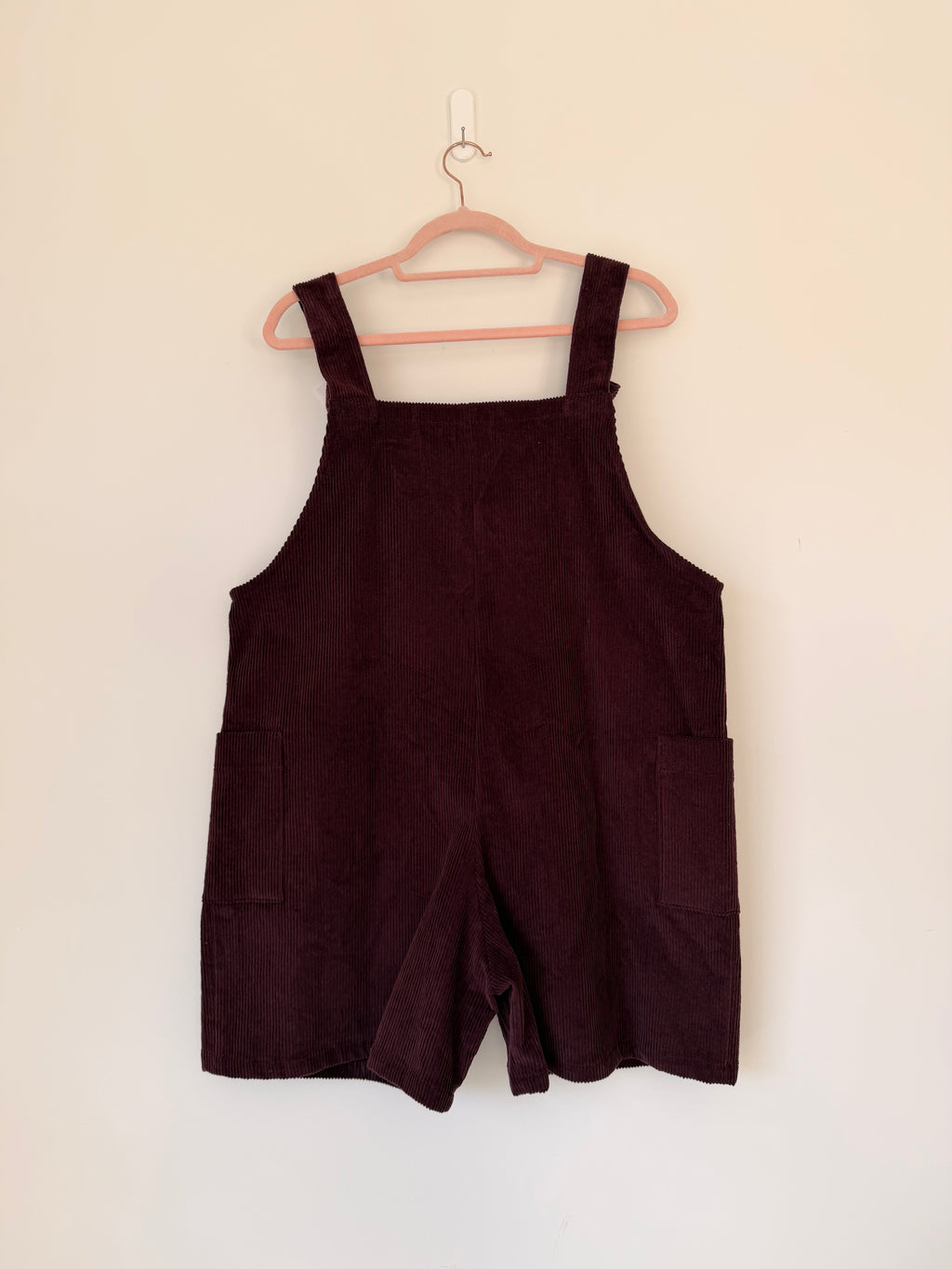 Marketplace - M - Dungaree Shorts - 8 Whale - Merlot