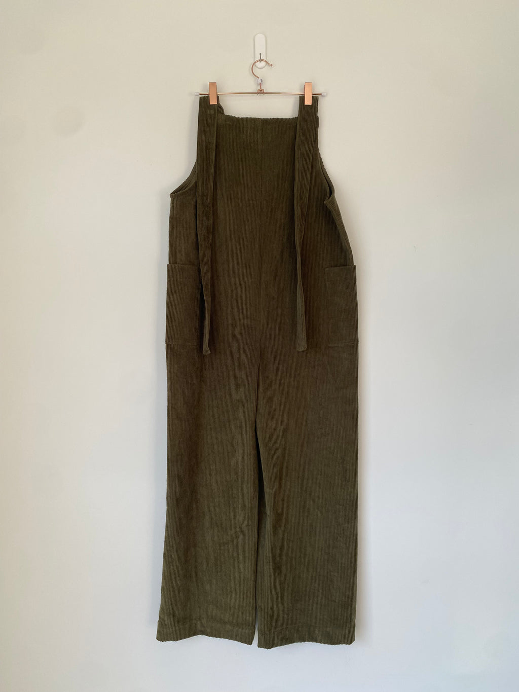 Marketplace - S - Wanderer Wide Leg Dungarees - 8 Wale Corduroy - Moss