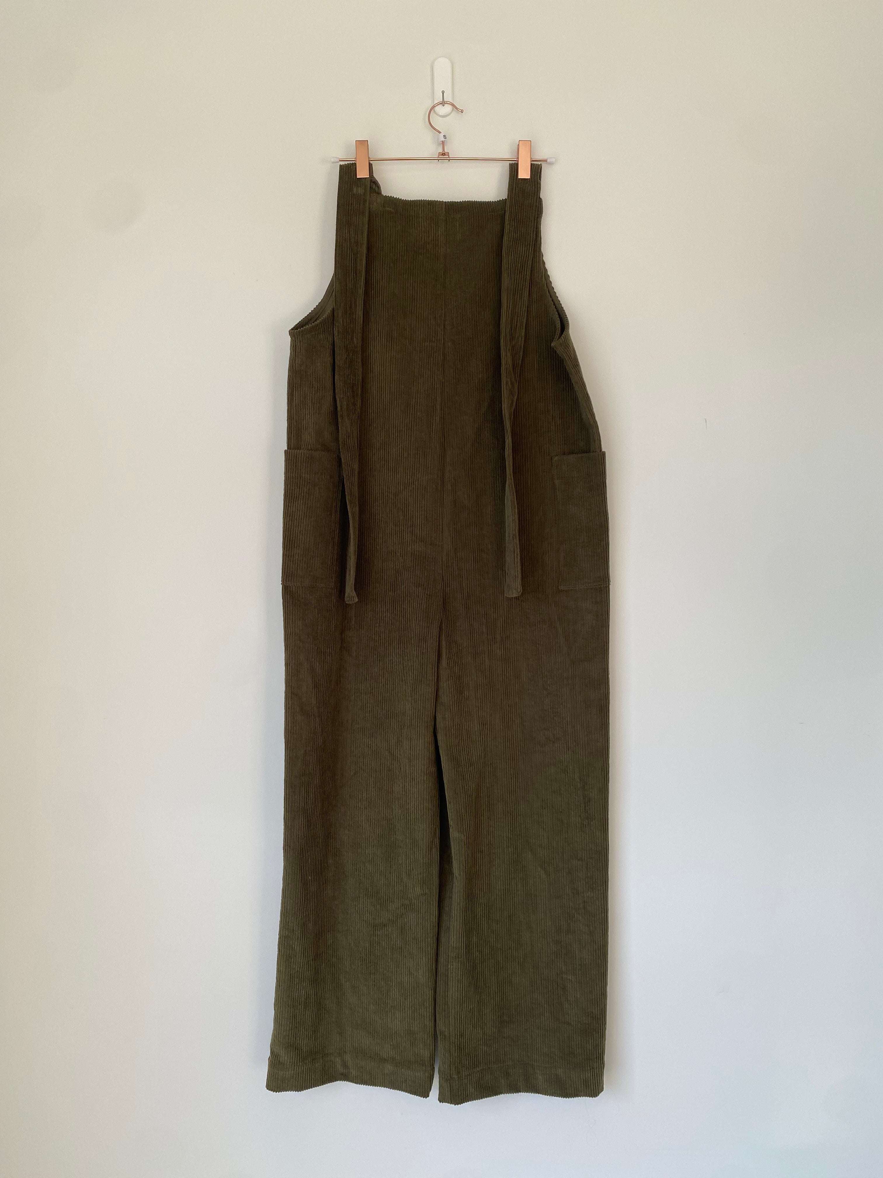 Marketplace - S - Wanderer Wide Leg Dungarees - 8 Wale Corduroy - Moss