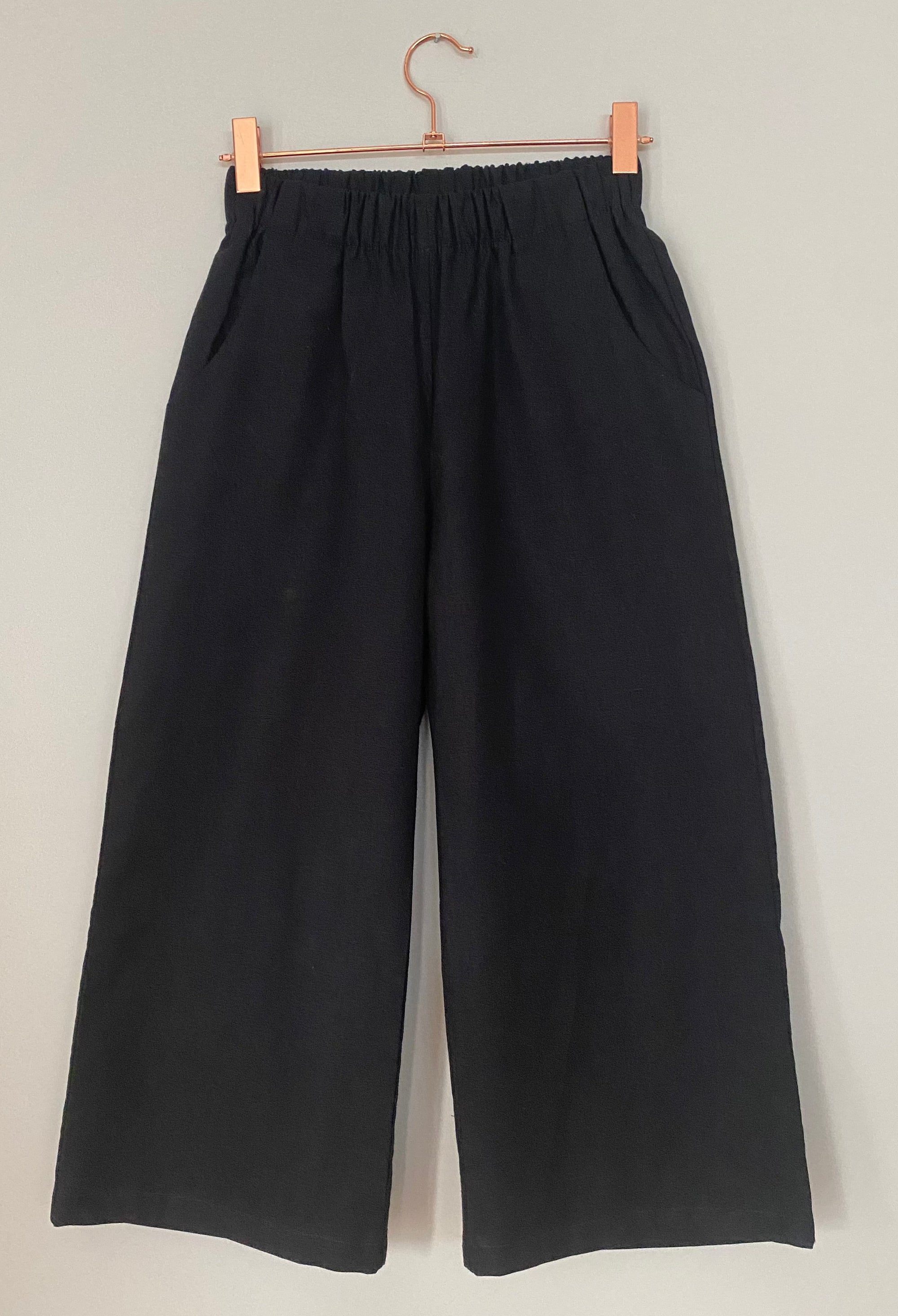 Marketplace - XS - Pedal Pusher - Linen Organic Cotton - Black
