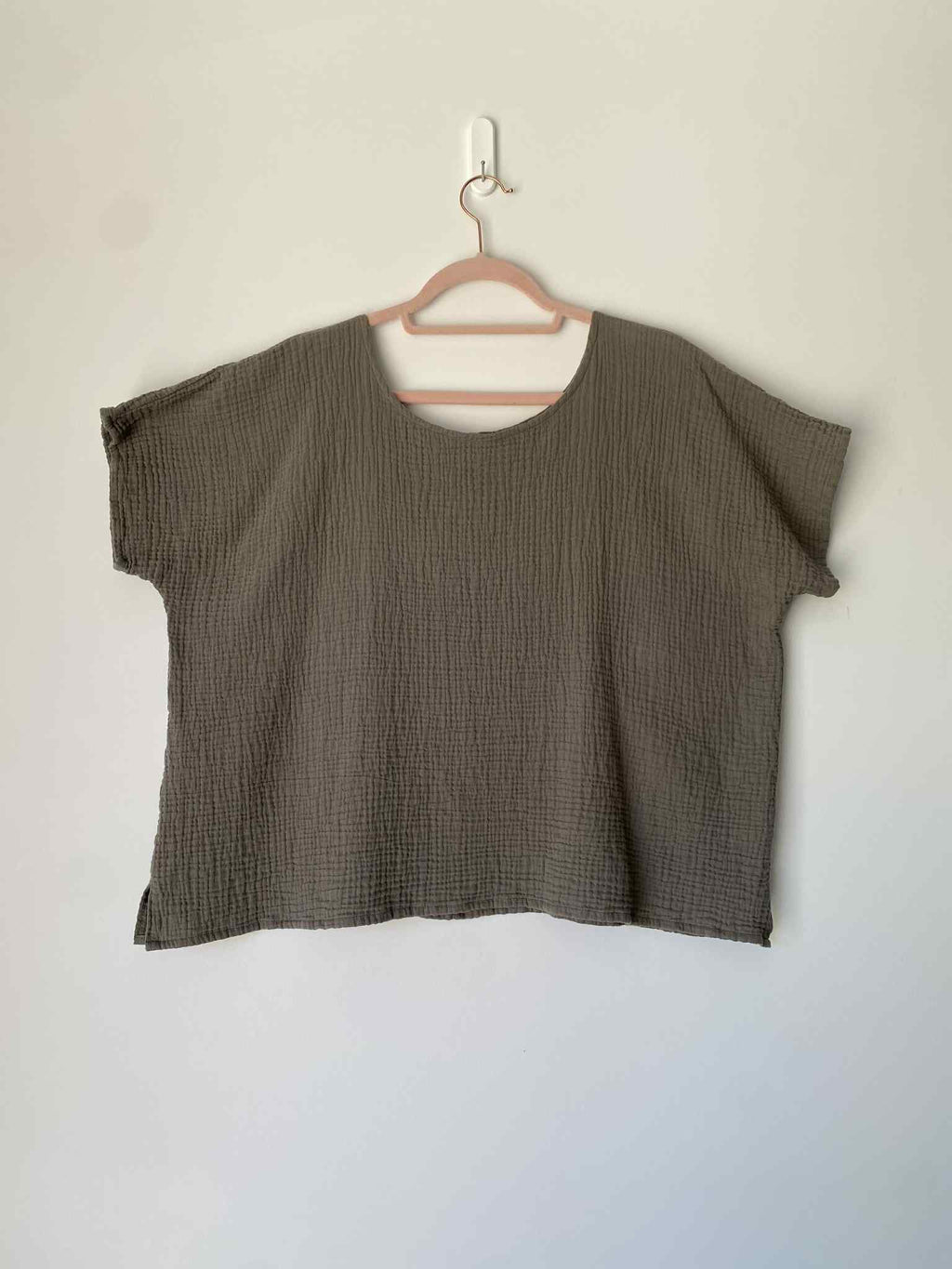 Marketplace - L - Camo- Box Top - Gauze