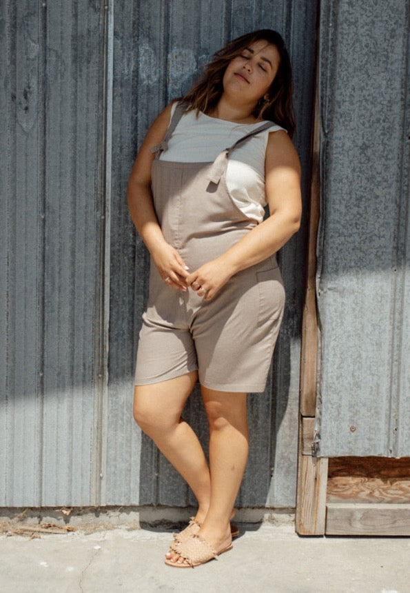 The Dungaree Shorts - Raw Silk